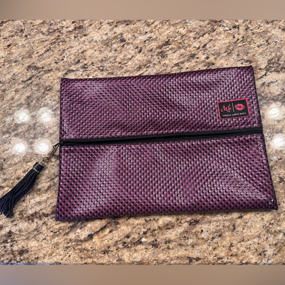 Large Makeup Junkies Bag